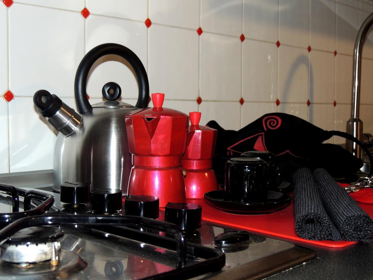 B&B Il Rosso E Il Nero ซัฟเฟรานา เอตเนอา ภายนอก รูปภาพ
